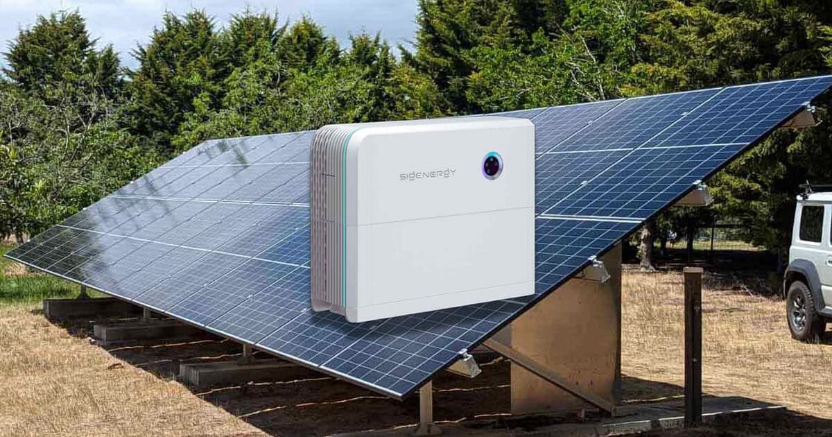 3kW / 5kWh off-grid solar kit with ground-mount frame. Sigenergy pre-wired inverter-battery unit, 6 × Jinko 510W panels,